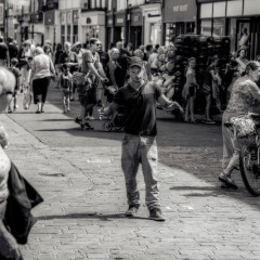 Buskers